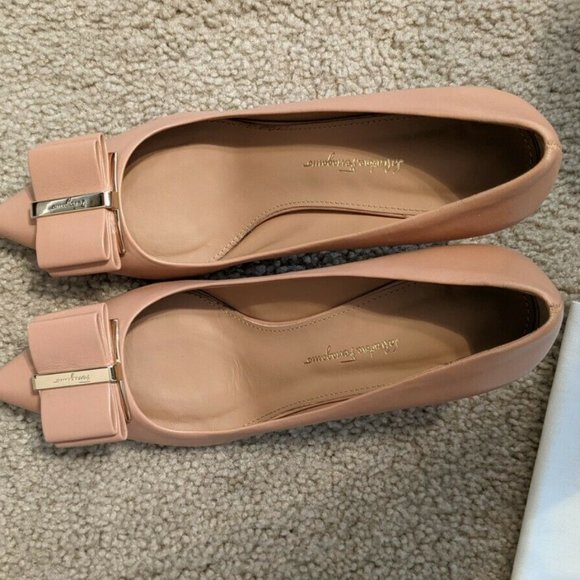 Salvatore Ferragamo Zeri Pointed Toe Pumps Blush/Tan Calf Leather 8 MSRP $750 main image 4